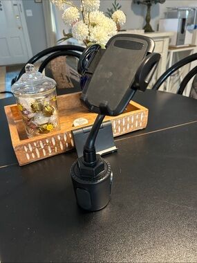 Universal Black Car Cup Phone Mount Holder
